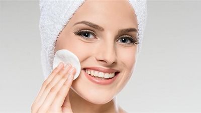 خلطات طبيعية لتقشير البشرة في المنزل بسهولة