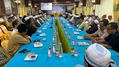 مسؤلو تايلاند يثمنون جهود منظمة خريجي الأزهر في مواجهة التطرف