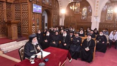 البابا تواضروس يعقد الاجتماع الأسبوعي بالكاتدرائية المرقسية