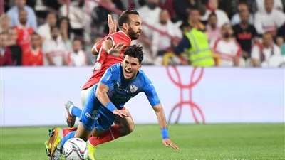 مفاجأة للأهلي والزمالك.. بيان رسمي من الاتحاد الإفريقي بشأن حضور الجماهير لمباريات إفريقيا