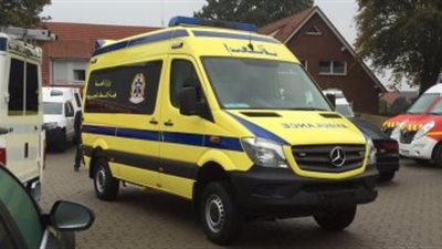 نقل مصابي حادث طريق 