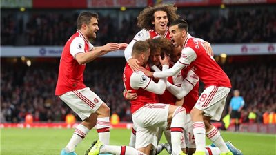 مهاجم أرسنال على أبواب الدوري الإسباني