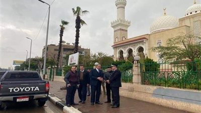 مدير أمن القاهرة يتفقد عمليات شفط مياه الأمطار من الشوارع 