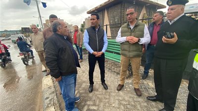 محافظ الفيوم يتفقد أعمال رفع تجمعات المياه بالشوارع والميادين