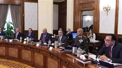 الوزراء يطالب الأهالي إلزام أبنائهم المنازل لمنع انتشار كورونا