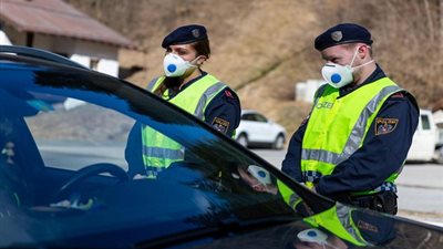 النمسا تحظر التجمعات لأكثر من خمسة أشخاص لمواجهة فيروس كورونا