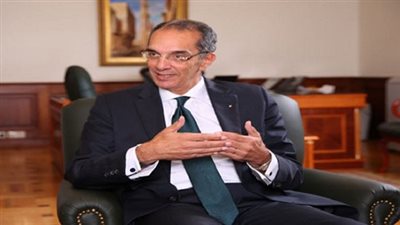 وزير الاتصالات: إنترنت مجاني لإبقاء الناس في المنازل
