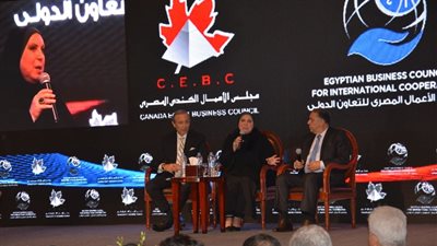 وزيرة التجارة: مصر تمتلك إمكانات صناعية كبرى