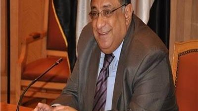 رئيس جامعة حلوان: خطة لتعقيم المدرجات قبل استئناف الدراسة