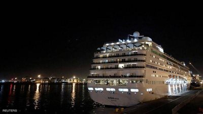 وضع سفينتين جديدتين في الحجر الصحي بجنوب أفريقيا