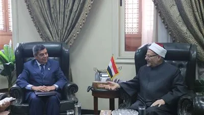 الرئيس الفنزويلي يعبر عن تقديره لجهود دار الإفتاء