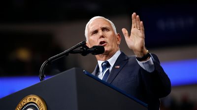 بنس: وزارة الدفاع الأمريكية ستخصص كل مواردها لمواجهة كورونا