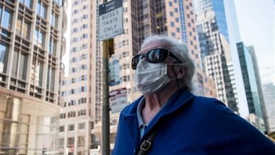 لوس أنجلوس تفرض على السكان البقاء في المنازل