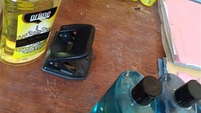 ضبط 2393 زجاجة كحول مجهولة المصدر بالبحر الأحمر (صور)