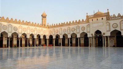 10 إرشادات من الأزهر للصلاة في المنزل
