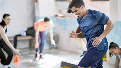 في المنزل.. تمارين رياضية تساعد على مواجهة كورونا