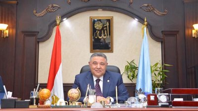 محافظ البحر الأحمر يكشف عدد السائحين الأجانب وموعد مغادرتهم