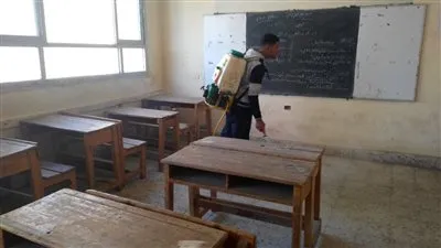 تعليم الدقهلية تواصل تعقيم وتطهير المدارس لمواجهة كورونا (صور)