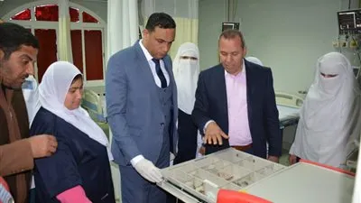 محافظ الدقهلية يتفقد مستشفى العزل بتمي الأمديد (صور)