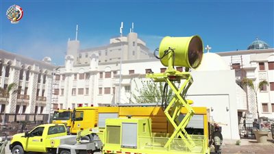 شاهد.. الجيش يعقم الأزهر والإفتاء والكاتدرائية للوقاية من كورونا