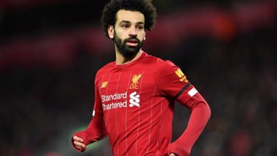 لاعب ليفربول السابق يهاجم الجماهير بسبب محمد صلاح