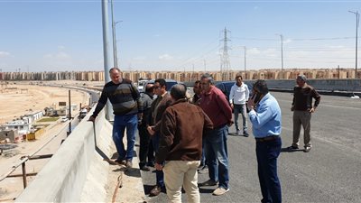  نائب وزير الإسكان يتفقد المحاور والطرق الرئيسية بمدينة 6 أكتوبر