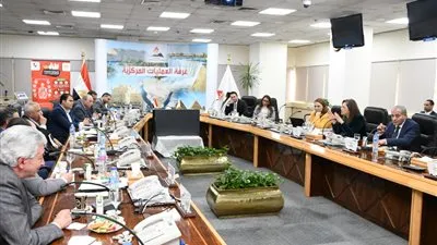  3 وزراء يبحثون خطة لجنة دعم العمالة المتضررة من انتشار 