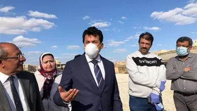 وزير الرياضة يتفقد مركز شباب الجزيرة ٢ ونادي النادي بأكتوبر