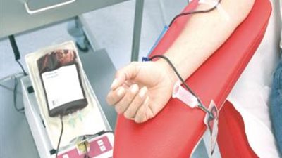 حتى لا تحدث أزمة.. مدير بنك الدم المركزي يناشد المواطنين التبرع بالدم