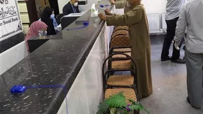 التضامن: صرف المعاشات بفروع البنوك دون خصم أقساط القروض