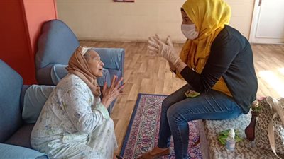 التضامن تقدم مستلزمات التطهير لـ1000 مستفيد بدور الرعاية (صور)