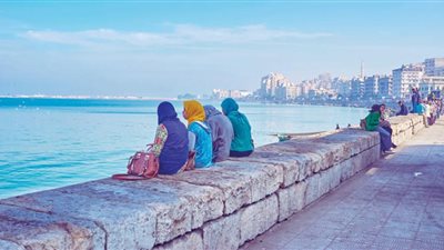 محافظ الإسكندرية عن التجمعات: 