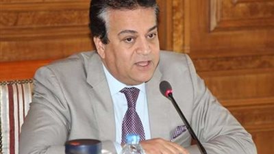 وزير التعليم العالي: فيروس كورونا الصيني مختلف عن الموجود في مصر