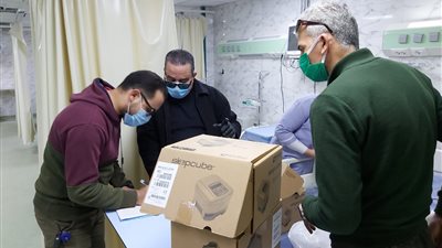 محافظ بورسعيد يشكر المتبرعين بأجهزة تنفس صناعي لمواجهة كورونا 