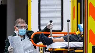 بريطانيا تستعد لمد فترة الحظر مع ارتفاع عدد القتلى إلى 4331