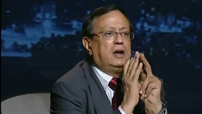 على الهواء.. متحدث جامعة القاهرة يعد المواطنين بعدم تكرار واقعة معهد الأورام