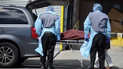 الولايات المتحدة تقترب من 10 الاف حالة وفاة بسبب كورونا