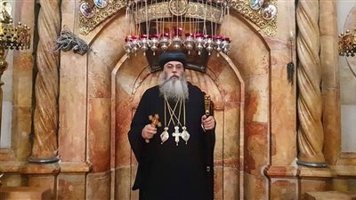 فتح كنيسة القيامة في سبت النور لشخصين من كل طائفة