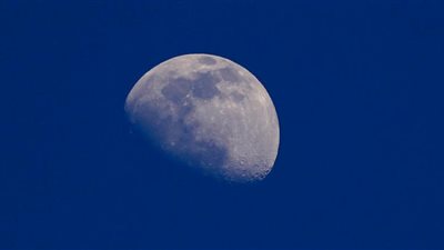 القمر العملاق.. كل ما تريد معرفته عن الظاهرة التي تزين السماء اليوم