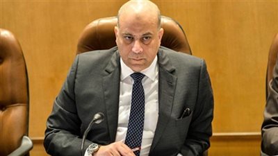 برلماني يطالب بإنشاء صناديق لدعم القطاعات المتضررة من كورونا