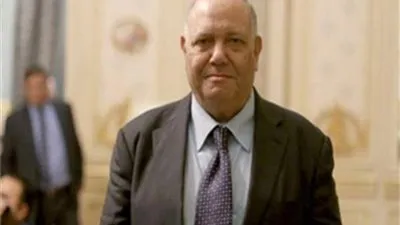 برلماني يناشد المواطنين الالتزام بقرارات الحكومة للقضاء على كورونا 