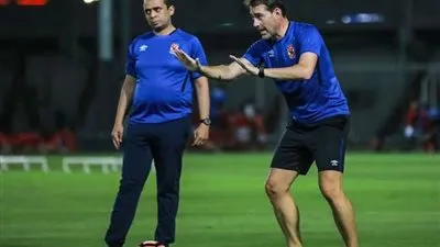 تدعيم 4 مراكز.. فايلر يحدد احتياجات الأهلي في الصيف