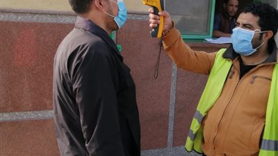 القوى العاملة: التفتيش على 2031 منشأة لمتابعة إجراءات مواجهة كورونا