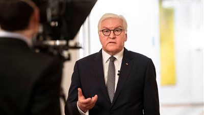 خطاب نادر.. الرئيس الألماني يلقي كلمة مع ارتفاع عدد ضحايا كورونا 