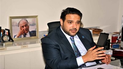 رجل أعمال: لن نتخلى عن العمالة أو نخفض مرتبات حتى لو بعت ممتلكاتى الشخصية 