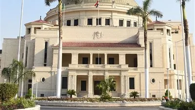 تعيين جهاد أبو العطا مستشارا لرئيس جامعة القاهرة لمكافحة العدوى 