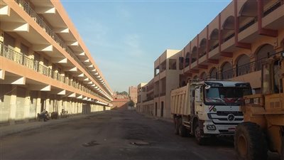 الأوقاف تحل مشكلة الباعة الجائلين بسوق الخميس في المطرية