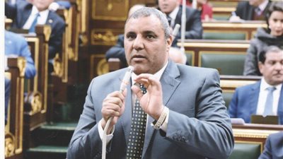 برلماني يطالب بالحظر الكلي خلال 