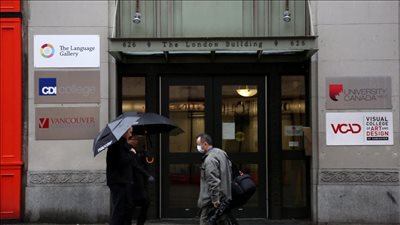 كندا تسجل 94 وفاة جديدة بفيروس كورونا و 1359 إصابة