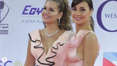 حلا شيحة تكشف عن عمل جديد يجمعها بشقيقتها هنا شيحة